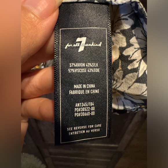 Adorable 7 For All Mankind - Picture 5 of 5